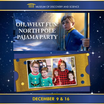 Lynn's Paradise Cafe holds annual New Year's Pajama Party